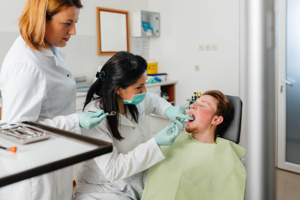 Best After-Hours Emergency Dentist in Desert Edge, CA